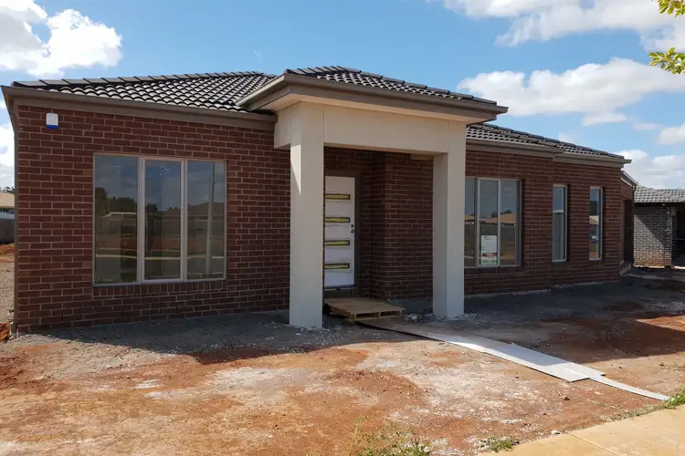 7 Cardigan Close, Melton South VIC 3338