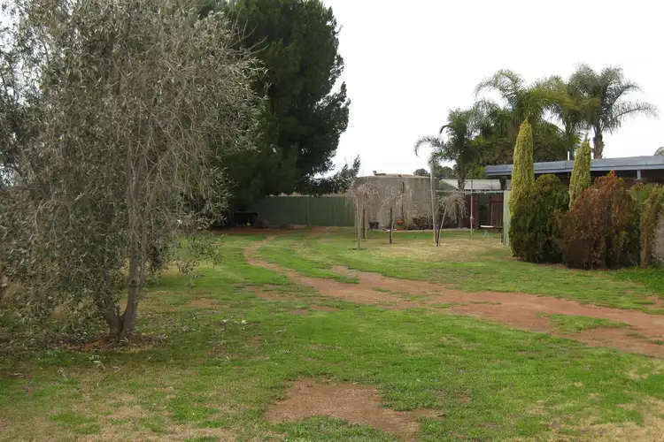 Fifth view of Homely house listing, 42 Salamaua Road, Robinvale VIC 3549