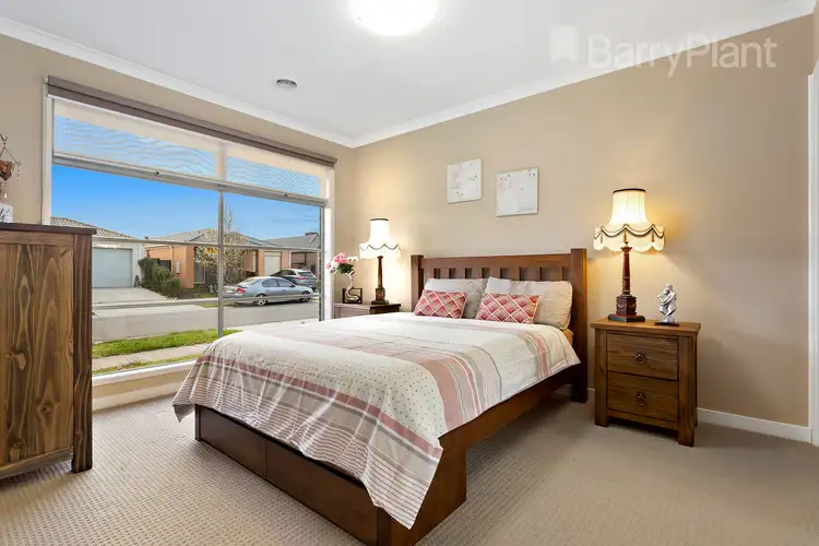 Sixth view of Homely house listing, 12 Woodgrove Street, Craigieburn VIC 3064