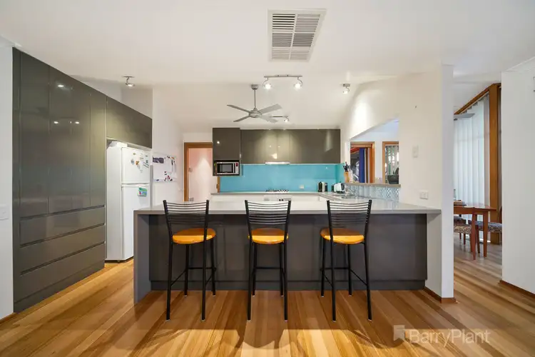 1 Fairmead Place, Narre Warren South VIC 3805