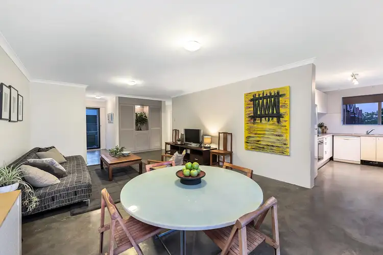 4/37 Grove Street, Toowong QLD 4066