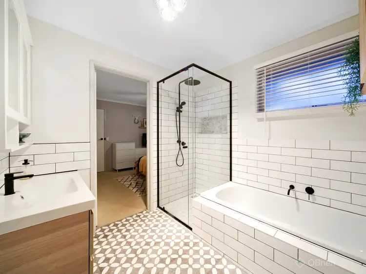 Fifth view of Homely house listing, 9 Gipps Crescent, Cranbourne North VIC 3977
