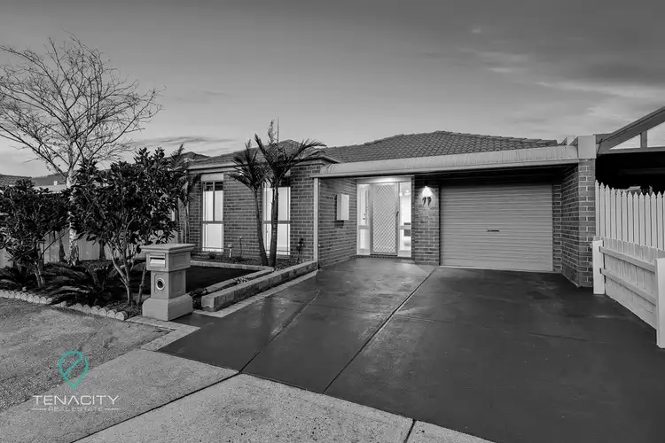77 Boberrit Wynd, Sydenham VIC 3037