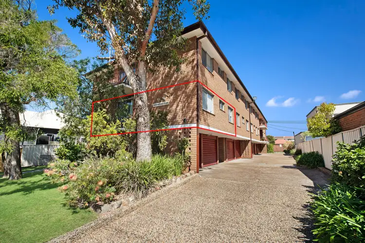 1/54 Railway Street, Merewether NSW 2291