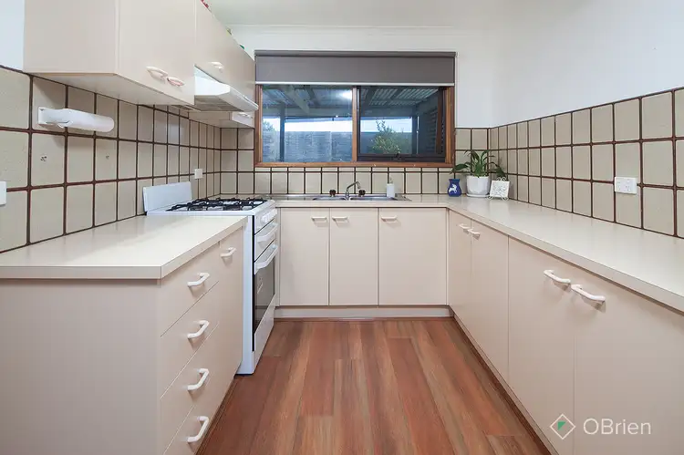 Sixth view of Homely unit listing, 2/31 Kays Avenue, Hallam VIC 3803
