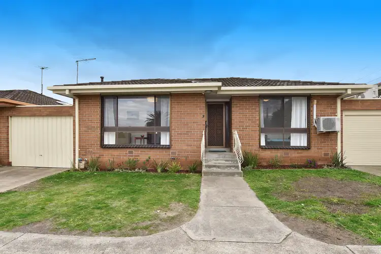 Main view of Homely unit listing, 3/10 Sharpe Street, Reservoir VIC 3073