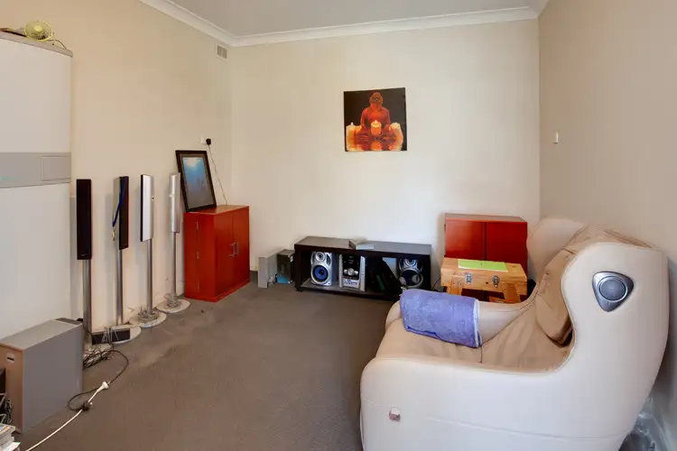 Second view of Homely unit listing, 2a Tower Street, Wodonga VIC 3690