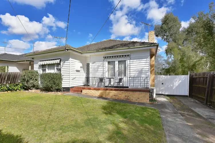 13 McFadzean Avenue, Reservoir VIC 3073