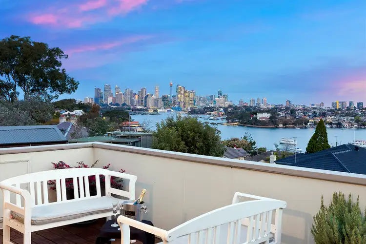10 Wallace Street, Greenwich NSW 2065