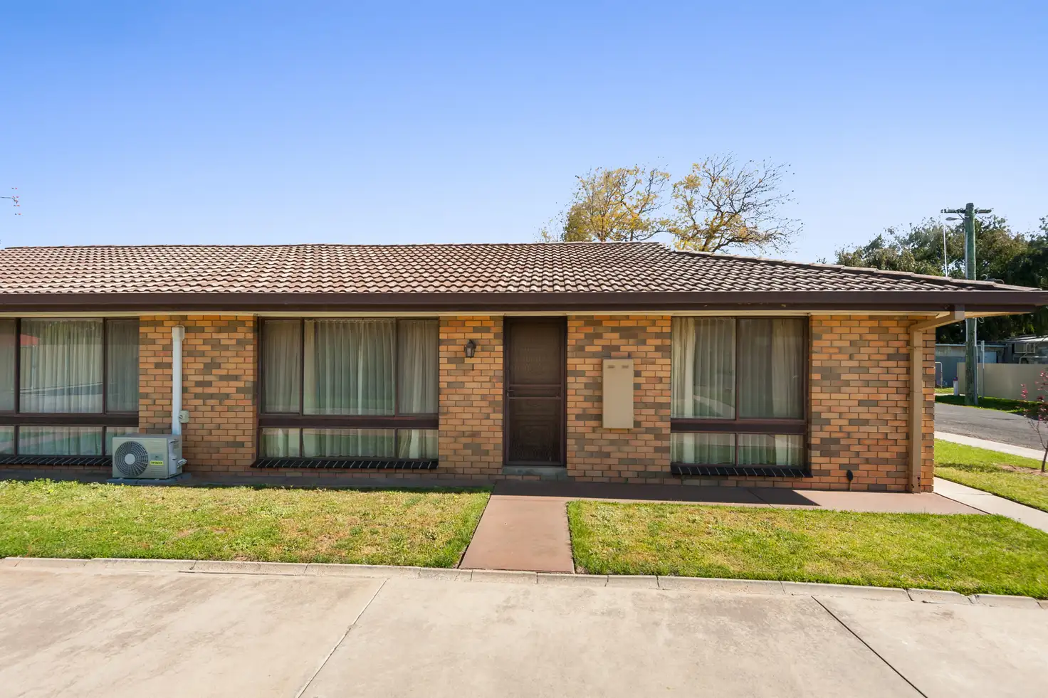 Main view of Homely block of units listing, 1/3 Bailes Street, Bendigo VIC 3550