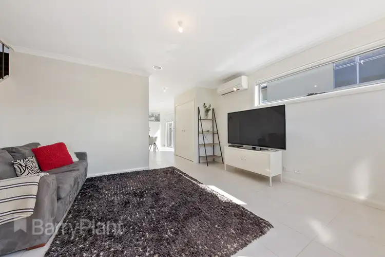Third view of Homely townhouse listing, 2/24 Jamieson Street, St Albans VIC 3021