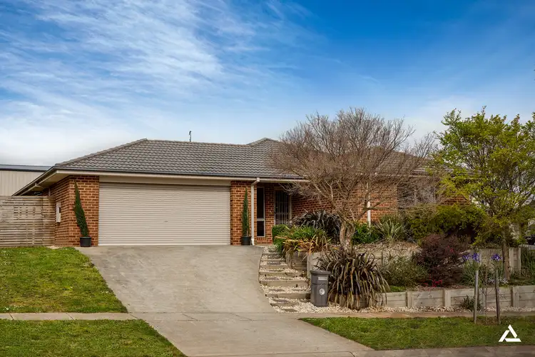 27 Bladen Street, Warragul VIC 3820