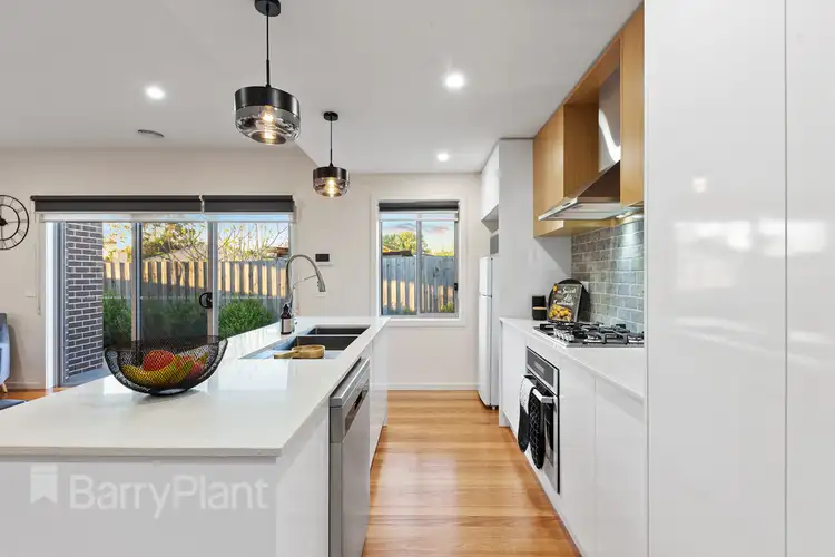Fifth view of Homely unit listing, 2/20 Thomas Street, St Albans VIC 3021