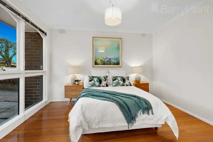Sixth view of Homely house listing, 8 Hill View Court, Bundoora VIC 3083
