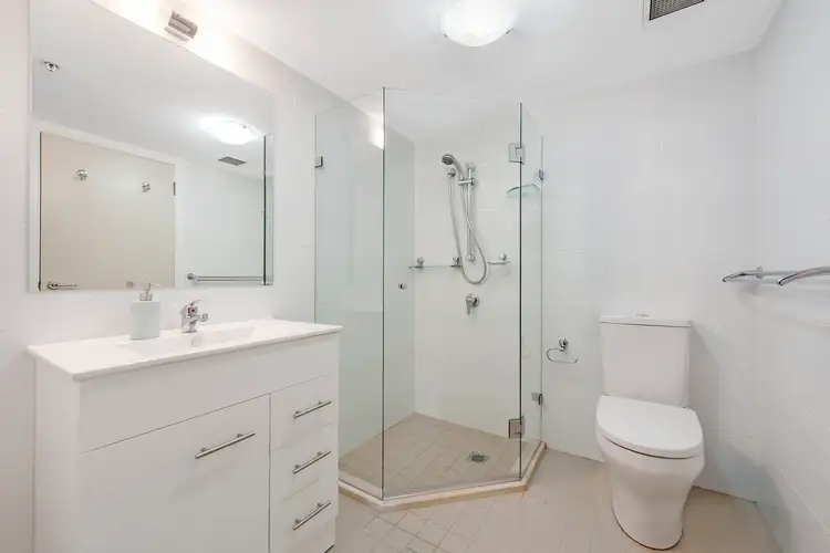 Sixth view of Homely apartment listing, 102/6 Cowper Wharf Roadway, Woolloomooloo NSW 2011