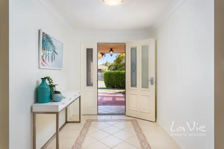 Second view of Homely house listing, 2 Greenview Court, Springfield QLD 4300