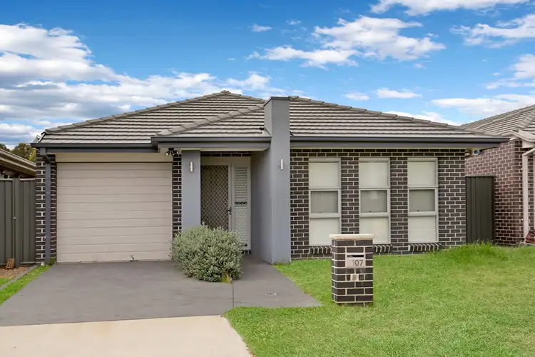 107 Howarth Street, Ropes Crossing NSW 2760