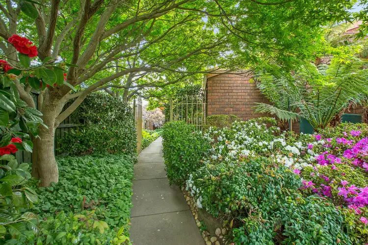 Fifth view of Homely house listing, 9 Augustines Way, Keilor VIC 3036