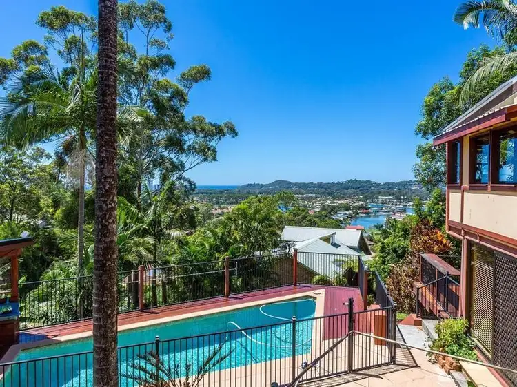 10 Coogee Court, Elanora QLD 4221