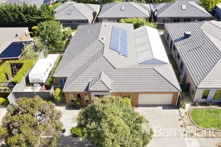 20 Connewarre Close, Manor Lakes VIC 3024