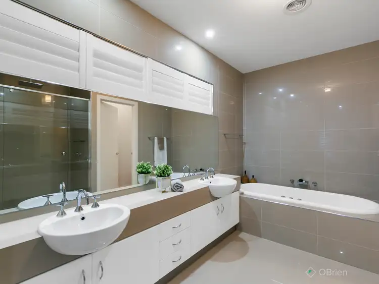 Sixth view of Homely house listing, 8 Espie Court, Botanic Ridge VIC 3977