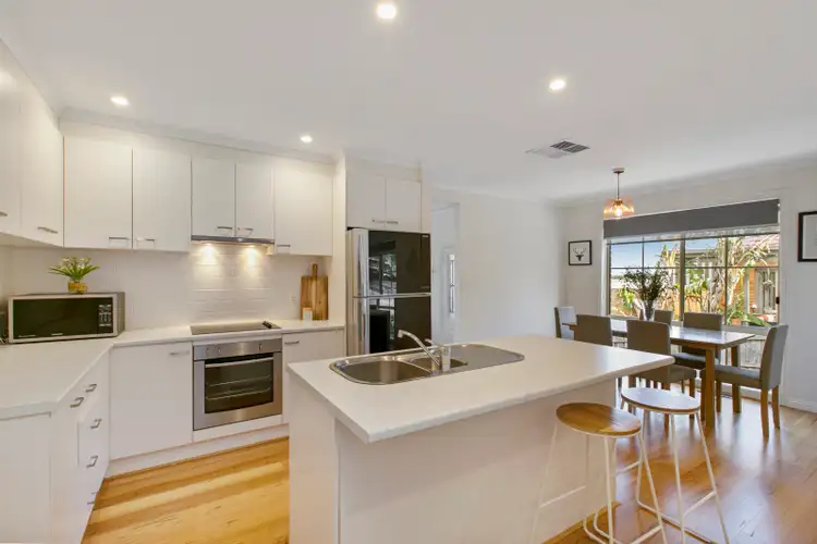 Fourth view of Homely unit listing, 2/17 McNabb Street, Berwick VIC 3806