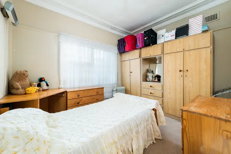Fifth view of Homely house listing, 15 Crestbrook Street, Seven Hills NSW 2147