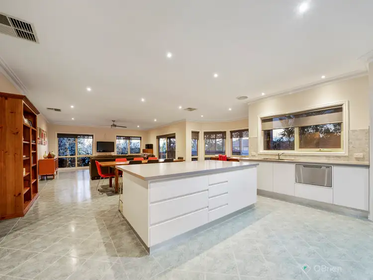 Second view of Homely house listing, 6 Northview Court, Beaconsfield VIC 3807