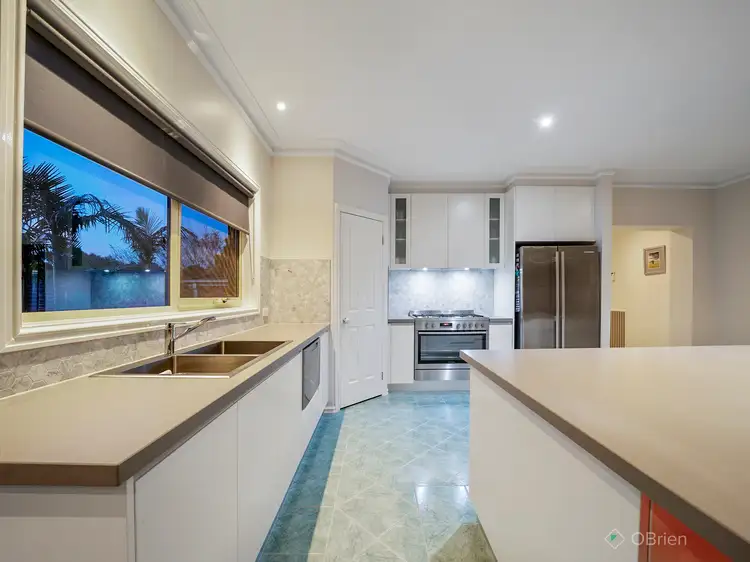 Fifth view of Homely house listing, 6 Northview Court, Beaconsfield VIC 3807