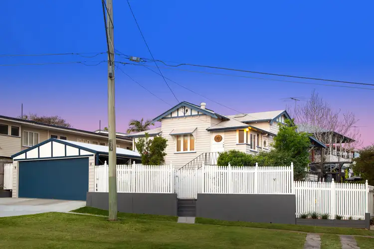 59 Bennetts Road, Camp Hill QLD 4152