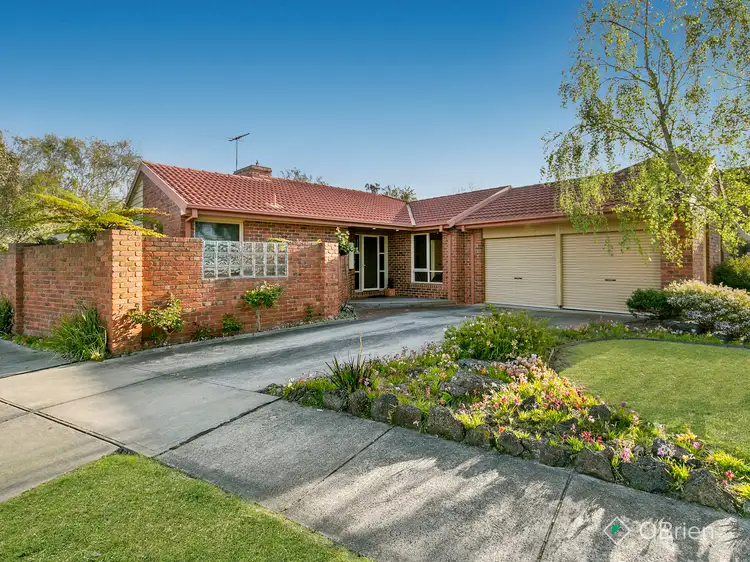 2 Tisdall Drive, Langwarrin VIC 3910