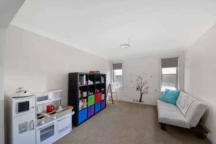 Fifth view of Homely house listing, 1 Pimlico Avenue, Currans Hill NSW 2567