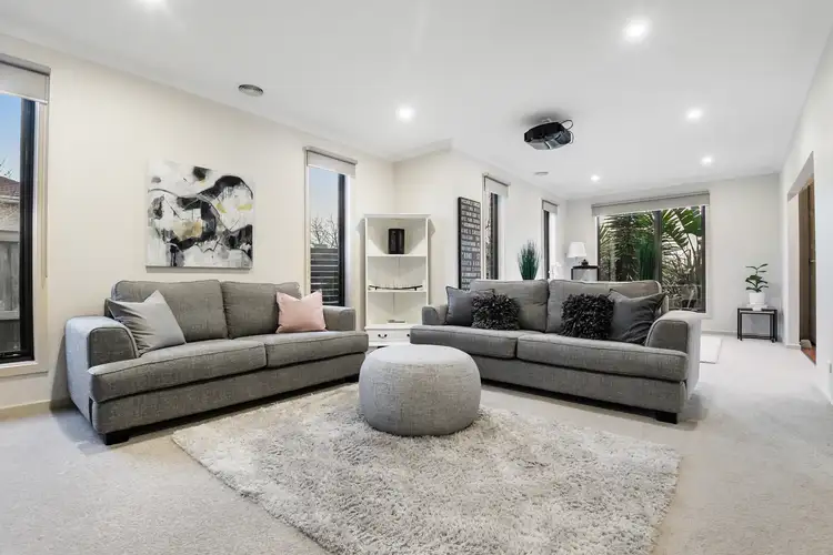 Fifth view of Homely house listing, 6 Osprey Place, Craigieburn VIC 3064