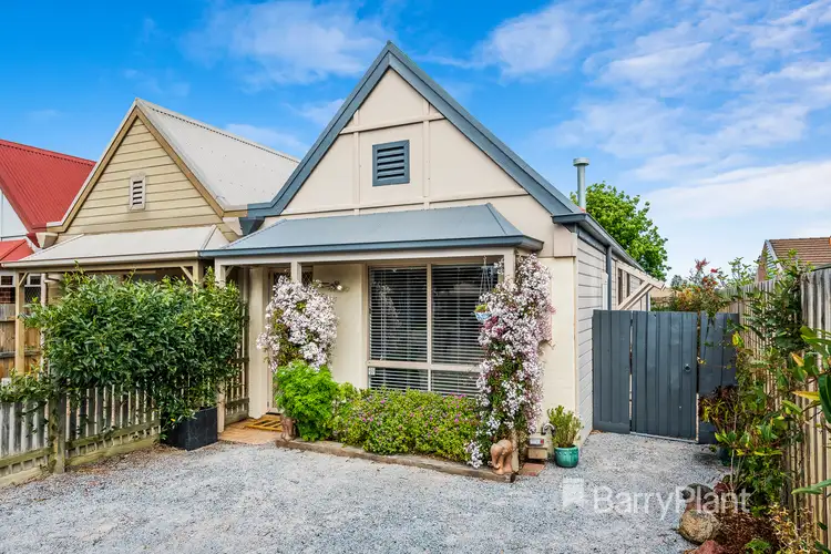 14 Tristan Court, Hadfield VIC 3046