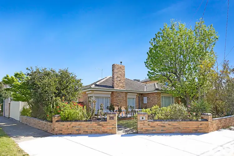 29 Glasgow Avenue, Reservoir VIC 3073