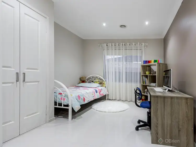 Sixth view of Homely house listing, 7 Lonarto Avenue, Clyde North VIC 3978