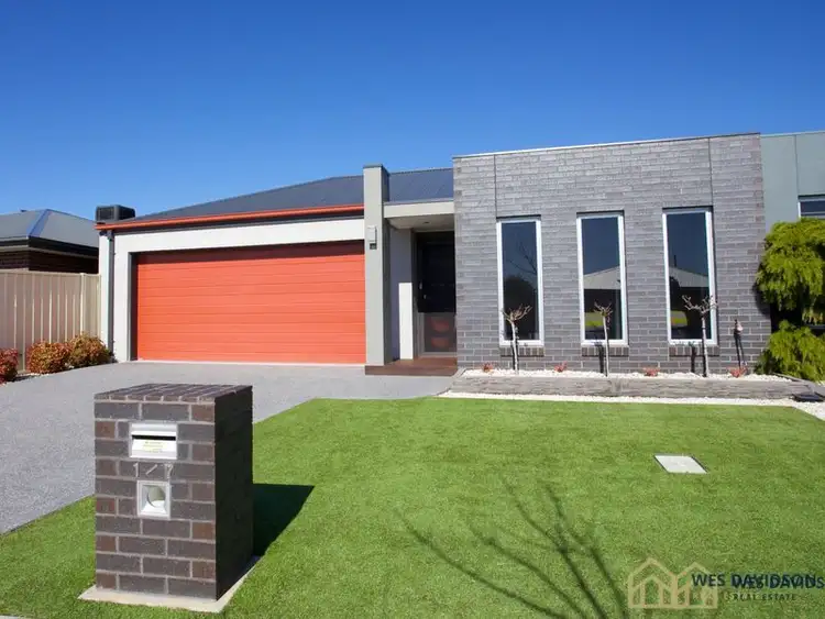 Main view of Homely townhouse listing, 1/7 Thornley Street, Horsham VIC 3400