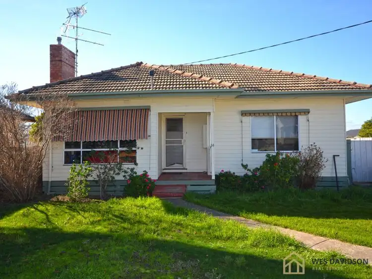 14 Philip Street, Horsham VIC 3400