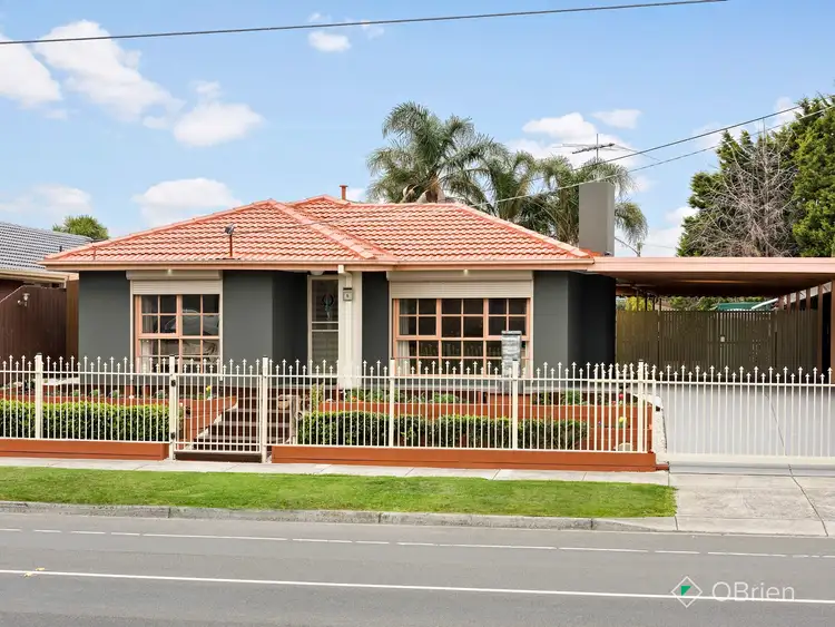 Main view of Homely house listing, 6 Currawong Drive, Carrum Downs VIC 3201