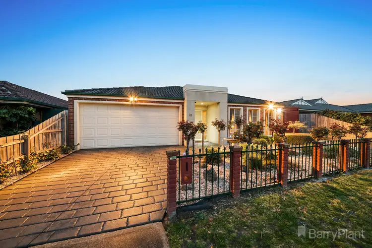 33 Tangerine Drive, Narre Warren South VIC 3805