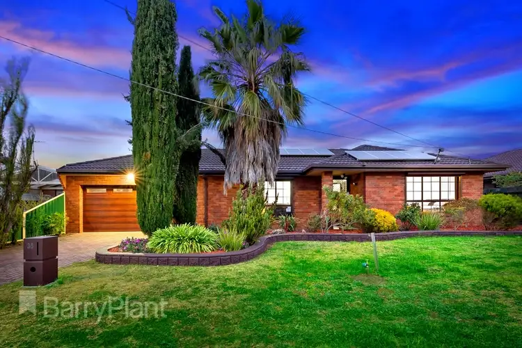 35 Kingdom Avenue, Kings Park VIC 3021