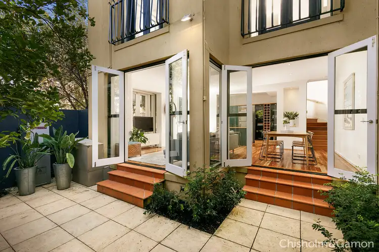 19 Broadway, Elwood VIC 3184