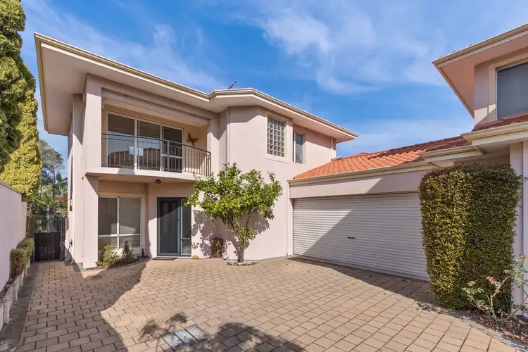 3/190 Coode Street, Como WA 6152
