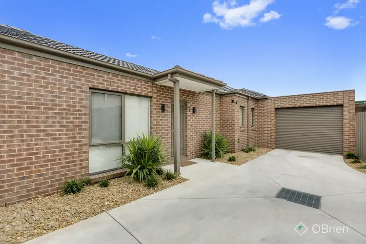 2/10B Downs Road, Seaford VIC 3198