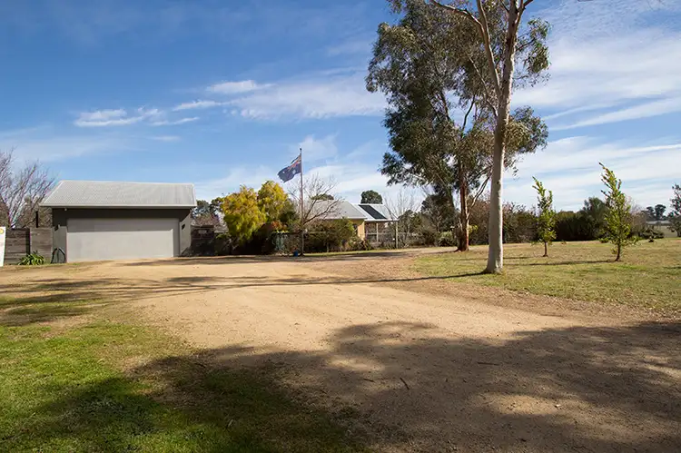 Fourth view of Homely house listing, 14 Jones Bay Drive, Bairnsdale VIC 3875