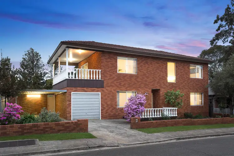 33 Wyatt Avenue, Burwood NSW 2134