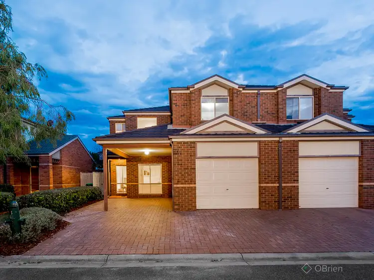 10 Kirren Close, Cranbourne VIC 3977