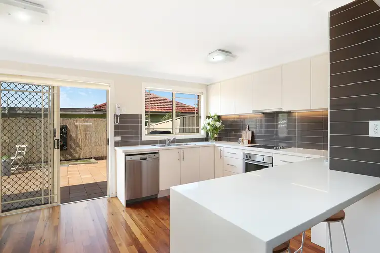 4/102-104 Willarong Road, Caringbah NSW 2229