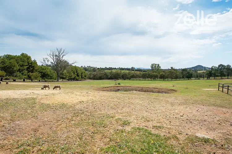 1055 Table Top Road, Table Top NSW 2640