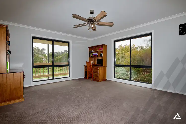 Fifth view of Homely house listing, 24 Settlers Rise, Drouin VIC 3818